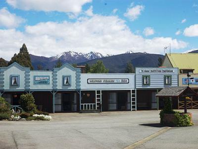 The Village 3* Te Anau