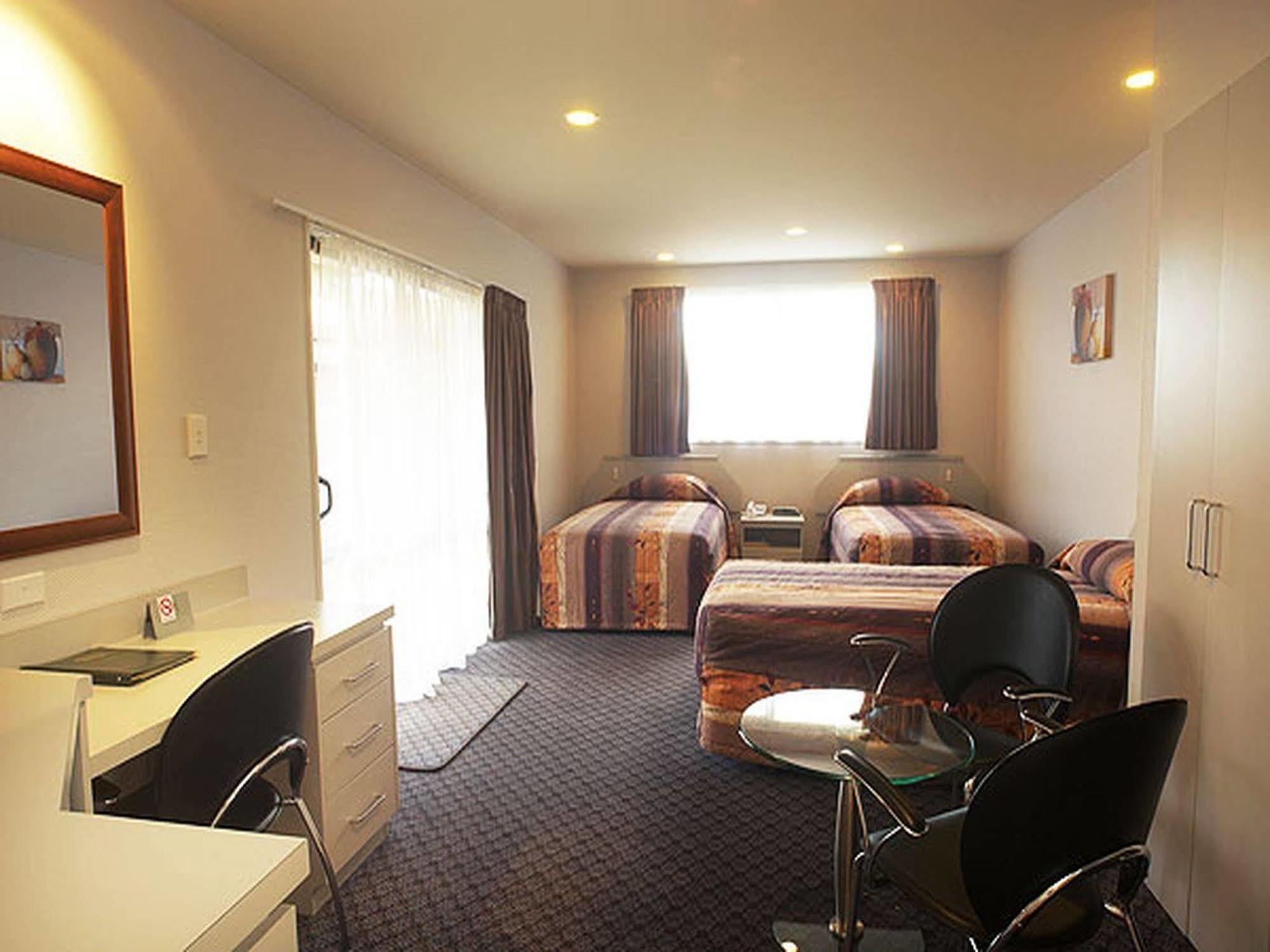 The Village Motel Te Anau